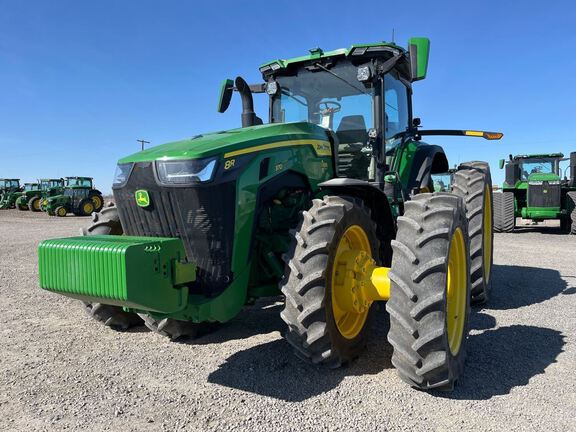 2023 John Deere 8R 370 Tractor