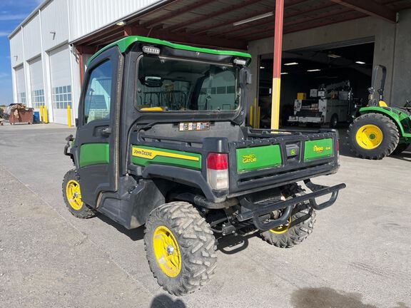 2022 John Deere XUV835R ATV