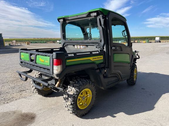 2022 John Deere XUV835R ATV