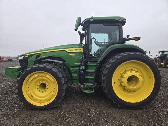 2024 John Deere 8R 230 Tractor