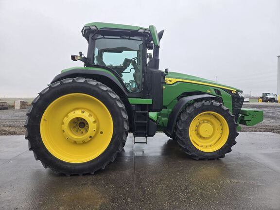 2023 John Deere 8R 310 Tractor