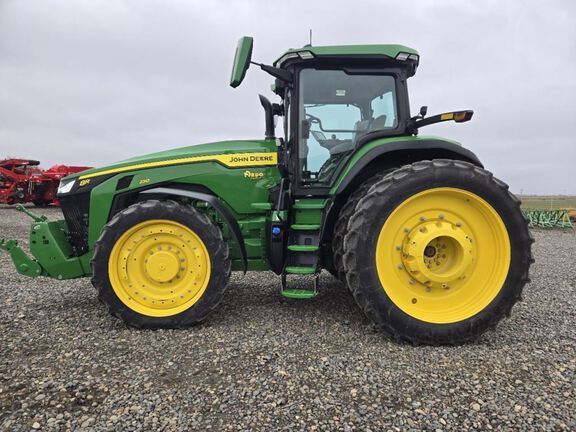 2023 John Deere 8R 230 Tractor