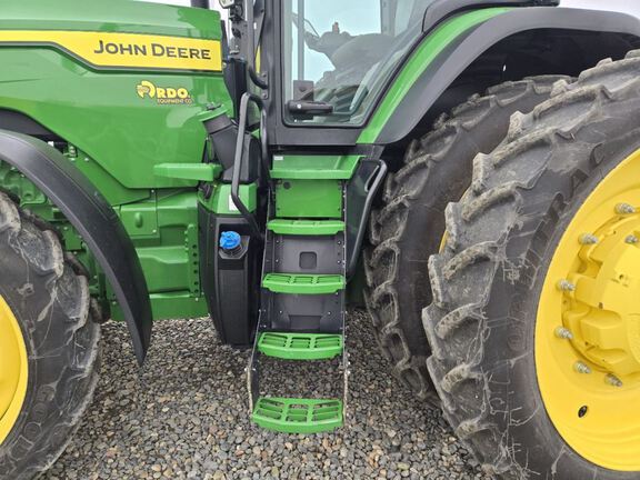 2023 John Deere 8R 230 Tractor