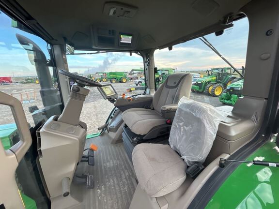 2023 John Deere 8R 310 Tractor