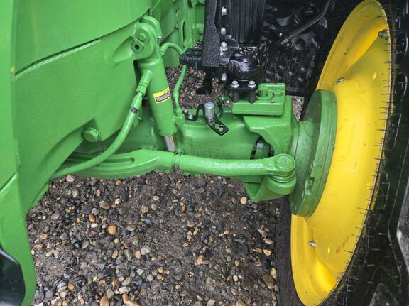 2024 John Deere 7R 290 Tractor