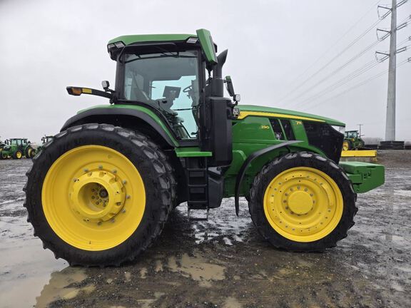 2024 John Deere 7R 290 Tractor