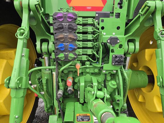 2024 John Deere 7R 290 Tractor