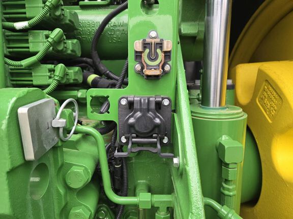 2024 John Deere 8R 370 Tractor