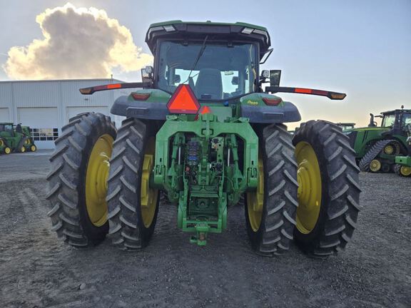 2023 John Deere 8R 370 Tractor