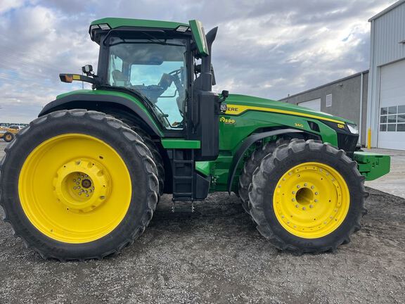 2023 John Deere 8R 340 Tractor