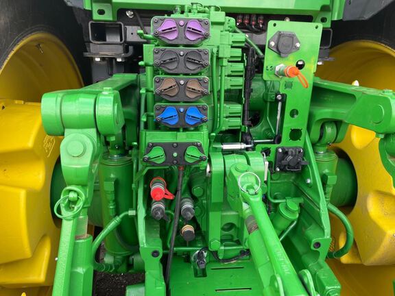 2023 John Deere 8R 340 Tractor