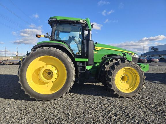 2024 John Deere 8R 370 Tractor