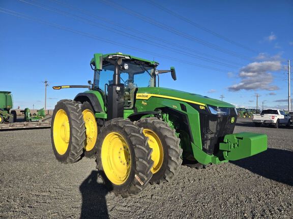 2024 John Deere 8R 370 Tractor