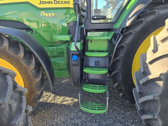 2024 John Deere 8R 370 Tractor