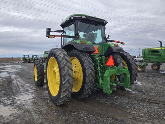 2024 John Deere 8R 370 Tractor