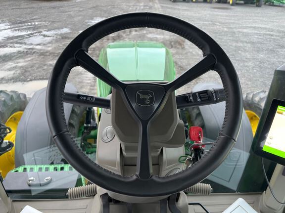 2024 John Deere 8R 370 Tractor