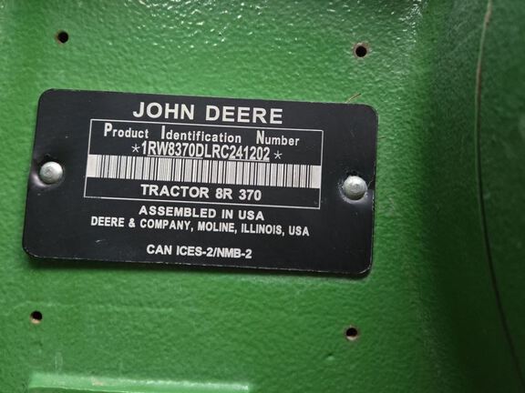 2024 John Deere 8R 370 Tractor