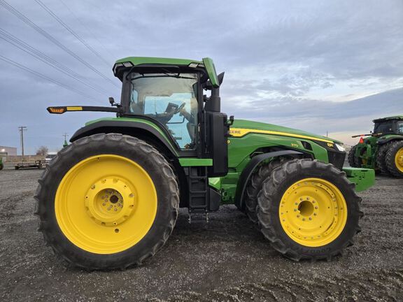 2024 John Deere 8R 370 Tractor