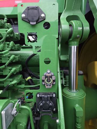 2024 John Deere 8R 370 Tractor