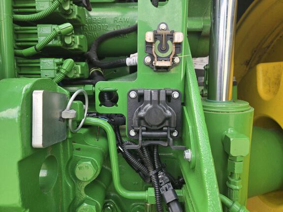 2024 John Deere 8R 370 Tractor