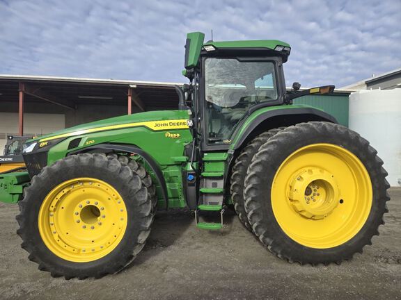 2024 John Deere 8R 370 Tractor