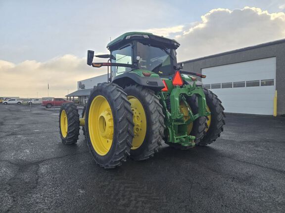 2024 John Deere 8R 370 Tractor