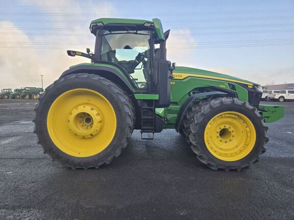 2024 John Deere 8R 370 Tractor