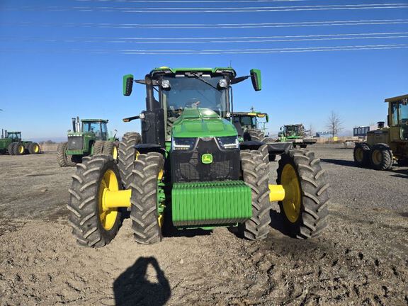 2024 John Deere 8R 370 Tractor