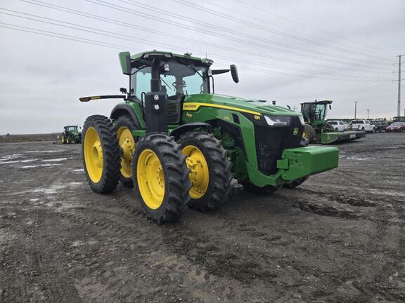 2023 John Deere 8R 370 Tractor