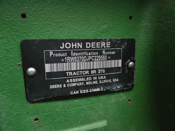 2023 John Deere 8R 370 Tractor