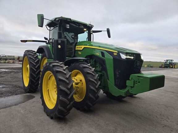 2024 John Deere 8R 370 Tractor