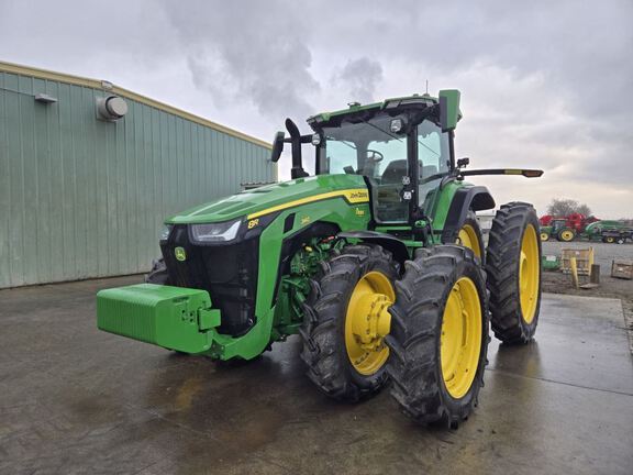 2023 John Deere 8R 340 Tractor