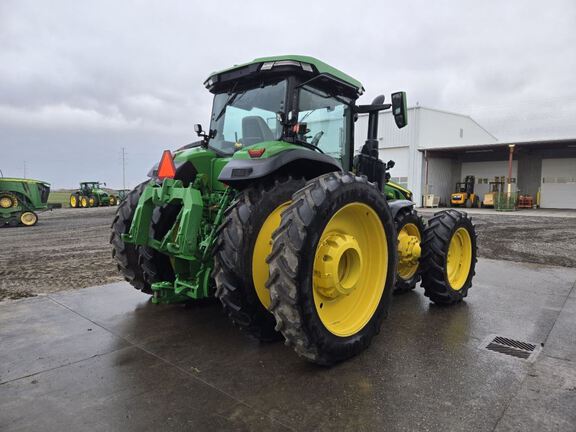 2023 John Deere 8R 340 Tractor