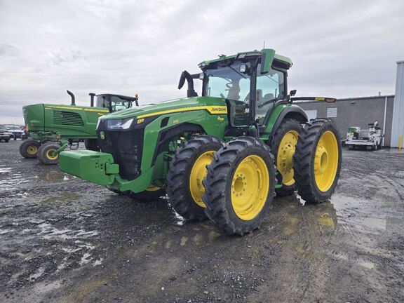 2023 John Deere 8R 370 Tractor