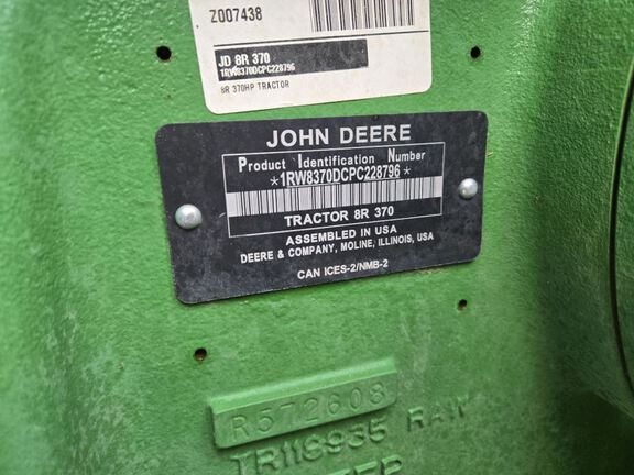 2023 John Deere 8R 370 Tractor