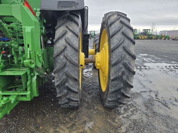 2023 John Deere 8R 370 Tractor