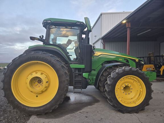 2023 John Deere 8R 370 Tractor