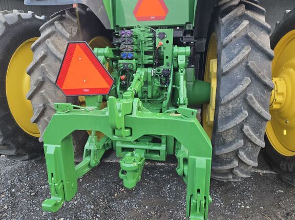 2023 John Deere 8R 370 Tractor