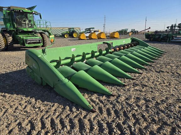 2010 John Deere 612C Header Corn Head