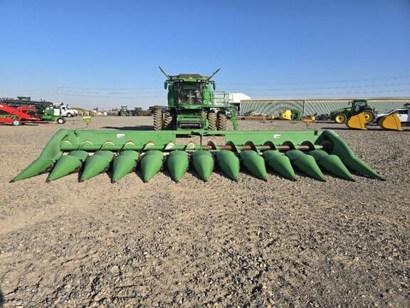 2010 John Deere 612C Header Corn Head