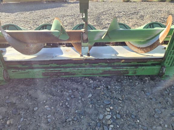 2010 John Deere 612C Header Corn Head