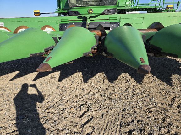 2010 John Deere 612C Header Corn Head
