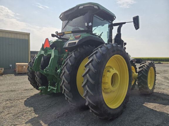 2023 John Deere 8R 370 Tractor