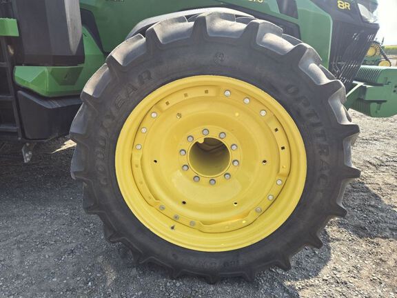 2023 John Deere 8R 370 Tractor