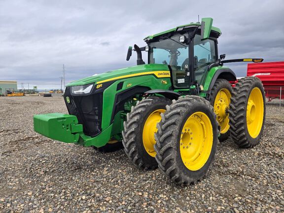 2025 John Deere 8R 370 Tractor