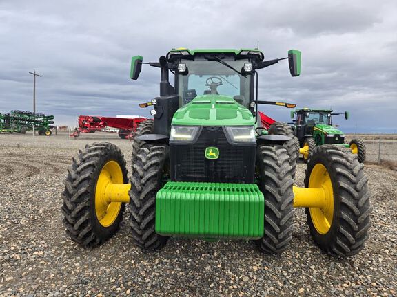 2025 John Deere 8R 370 Tractor