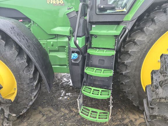 2025 John Deere 8R 340 Tractor