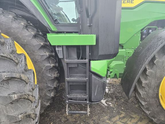 2025 John Deere 8R 340 Tractor