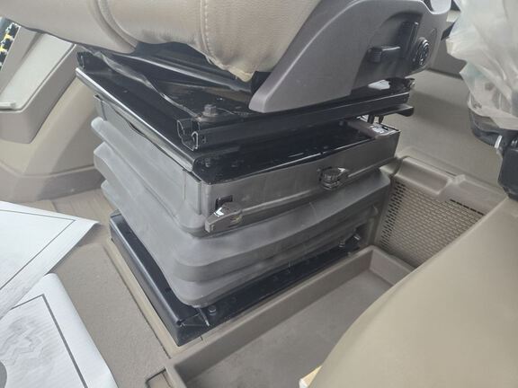 2025 John Deere 8R 340 Tractor