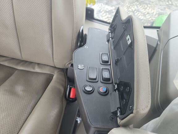 2025 John Deere 8R 340 Tractor